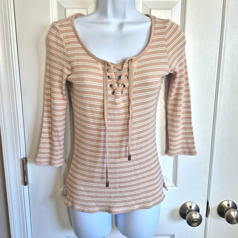 Cyrus 3/4 sleeve tan‎ white stripe lace up top women's small